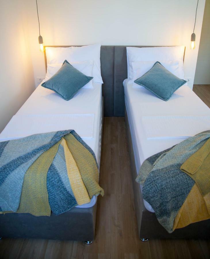 Soukki Town Centre Suites 1 Split Eksteriør billede