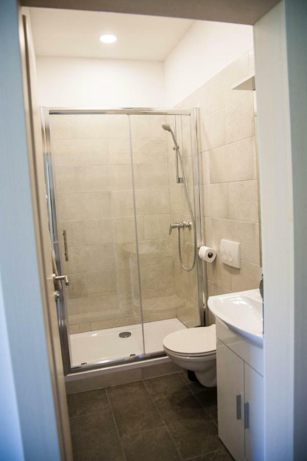 Soukki Town Centre Suites 1 Split Eksteriør billede