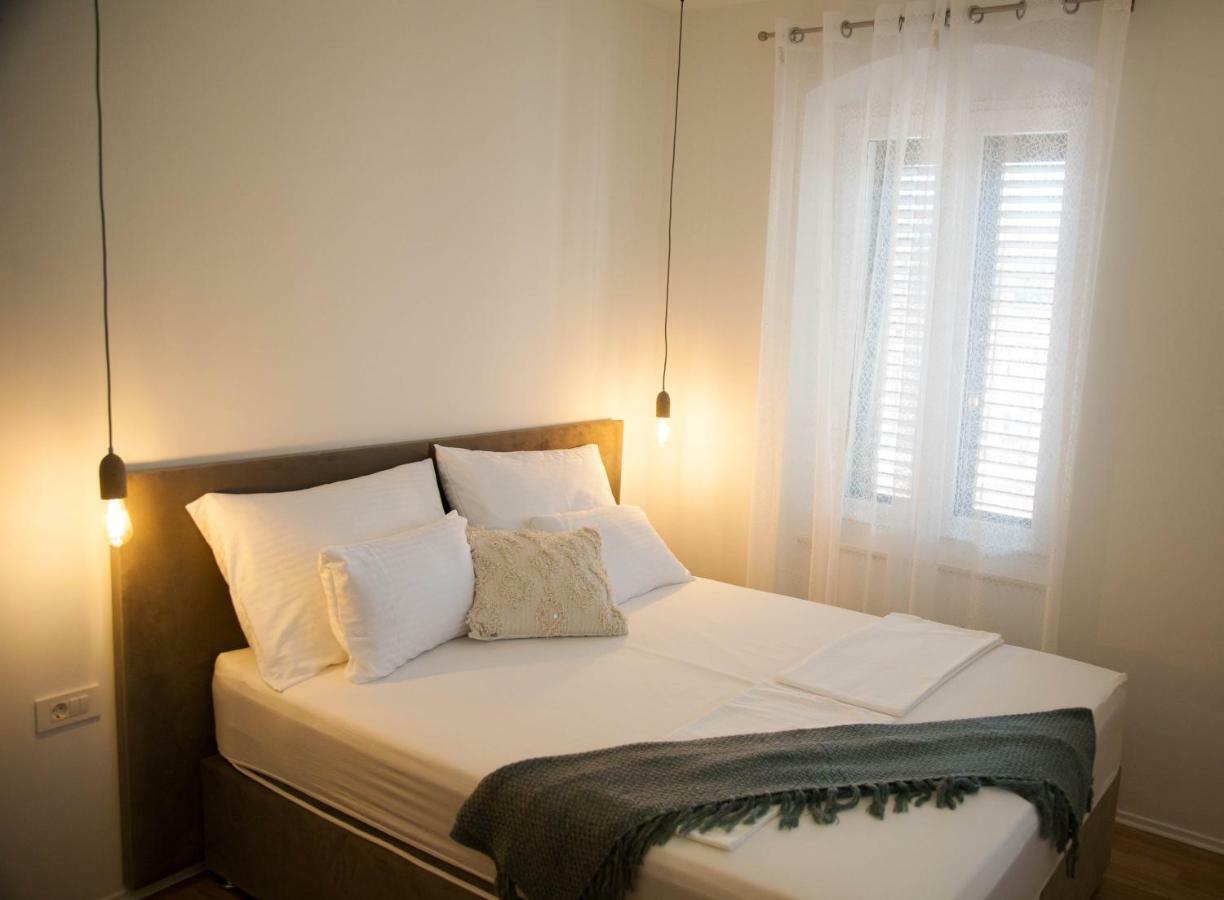 Soukki Town Centre Suites 1 Split Eksteriør billede