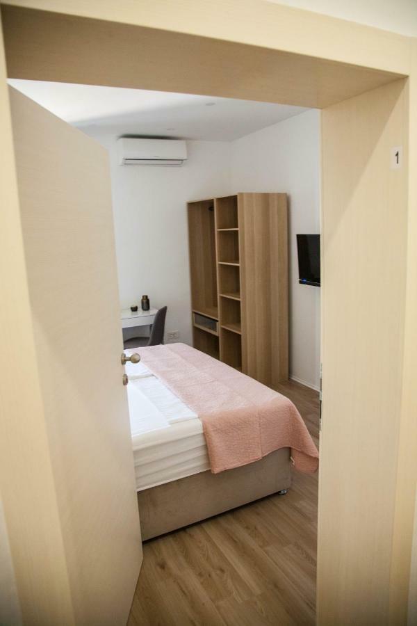 Soukki Town Centre Suites 1 Split Eksteriør billede